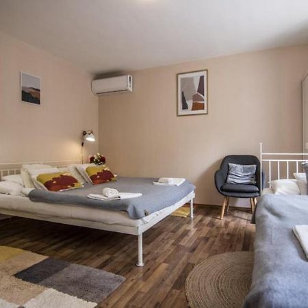 Vagi Apartment Шарвар Экстерьер фото