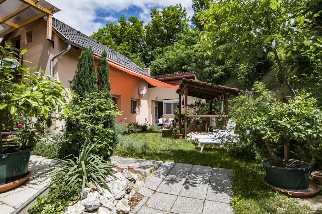Vagi Apartment Шарвар Экстерьер фото